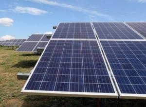 Kína megépíti a világ legnagyobb naperőművét